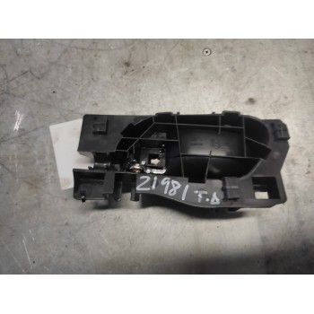 Recambio de maneta interior trasera derecha para peugeot 208 style referencia OEM IAM 96555516  