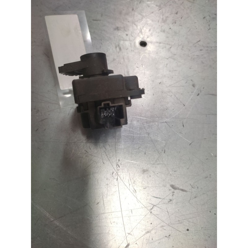Recambio de motor apertura trampillas climatizador para ford focus lim. (cb8) titanium referencia OEM IAM AV6N19E616AA  6 PINS 2