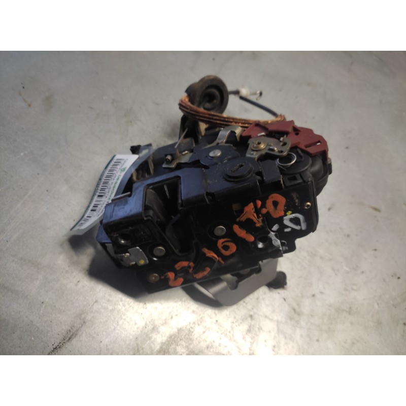 Recambio de cerradura puerta trasera derecha para audi a4 berlina (8e) 2.5 tdi (114kw) referencia OEM IAM 4B0839016D 7 PINS