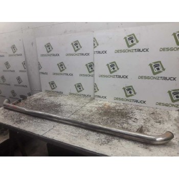 Recambio de estribo derecho para kia carnival ii 2.9 cdri ex referencia OEM IAM   