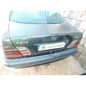 mercedes-benz clase e (w210) berlina diesel del año 2000