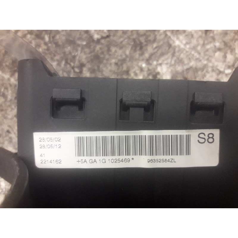Recambio de airbag delantero izquierdo para citroën saxo 1.5 d sx referencia OEM IAM 96352584ZL 5AGA1G1025469 3