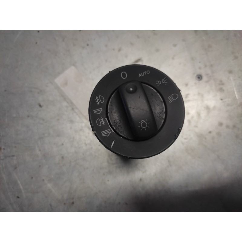 Recambio de mando luces para audi a4 berlina (8e) 2.5 tdi (114kw) referencia OEM IAM 8E0941531A 17 PINS 