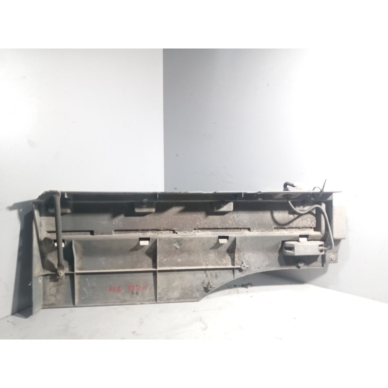 Recambio de moldura trasera cabina para daf serie xf105.510 12.9 diesel referencia OEM IAM 1291170  IZQUIERDA - Blanco 2