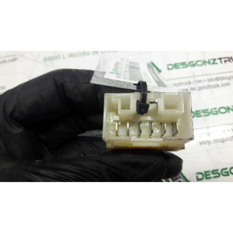 Recambio de mando elevalunas delantero derecho para fiat punto berl. (176) 60 star referencia OEM IAM - Gris 2