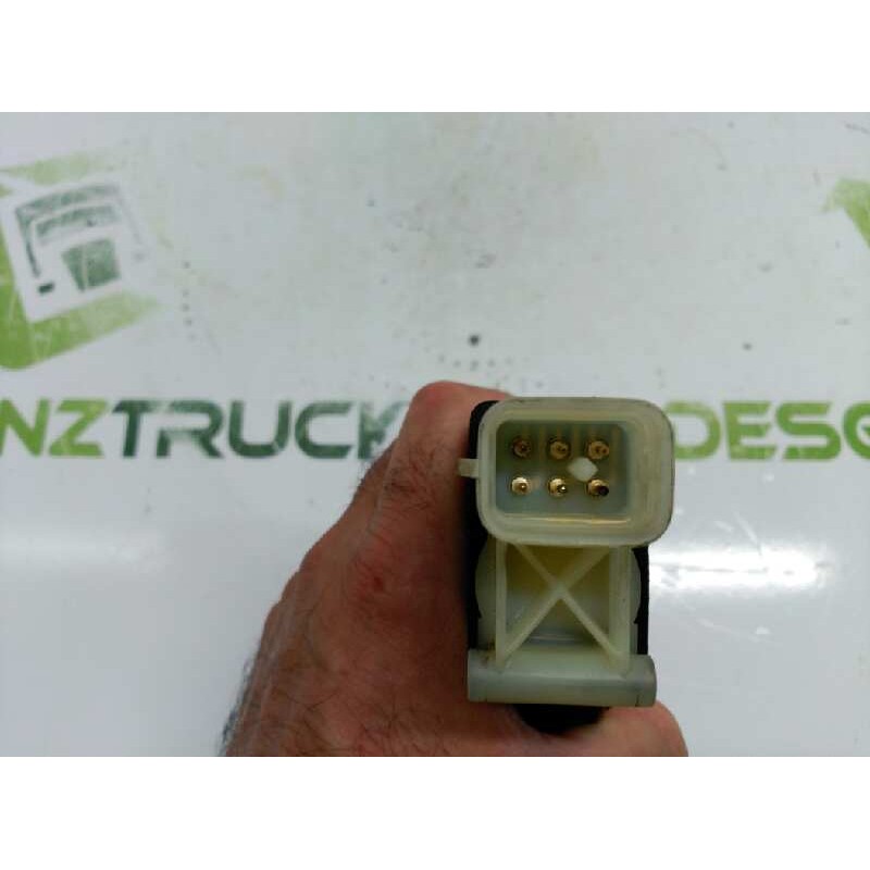 Recambio de cerradura puerta delantera derecha para opel corsa b swing referencia OEM IAM - Rojo 3