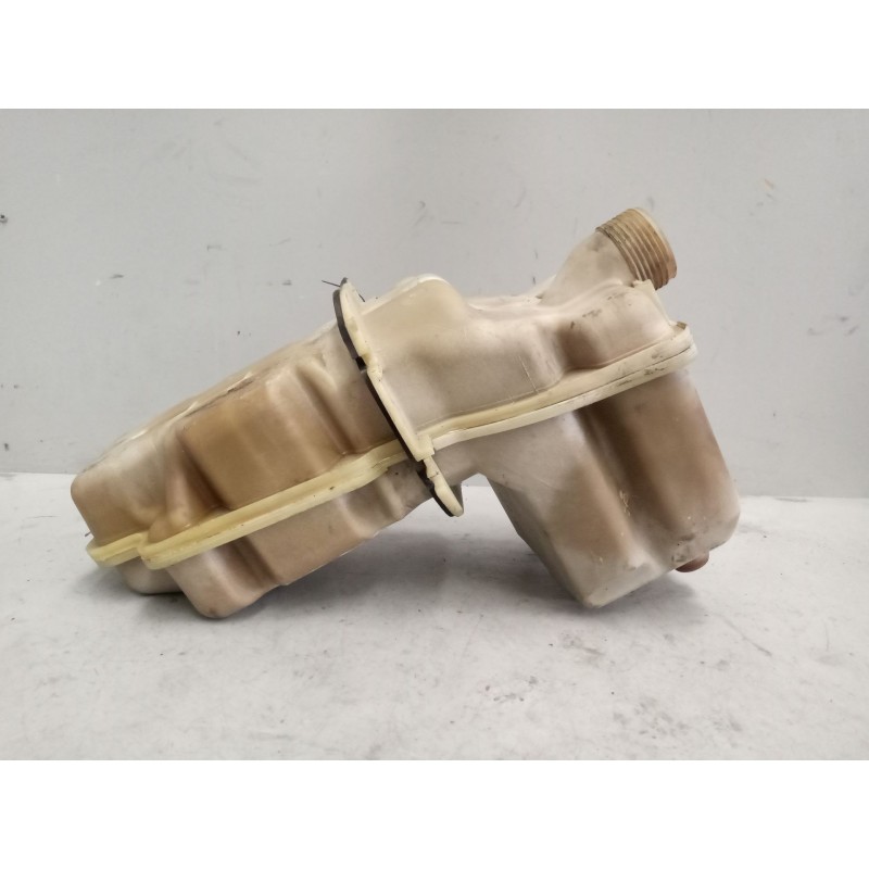 Recambio de deposito expansion para scania serie p/g/r (l-clase) 12.7 diesel referencia OEM IAM 2401669 - Blanco 3