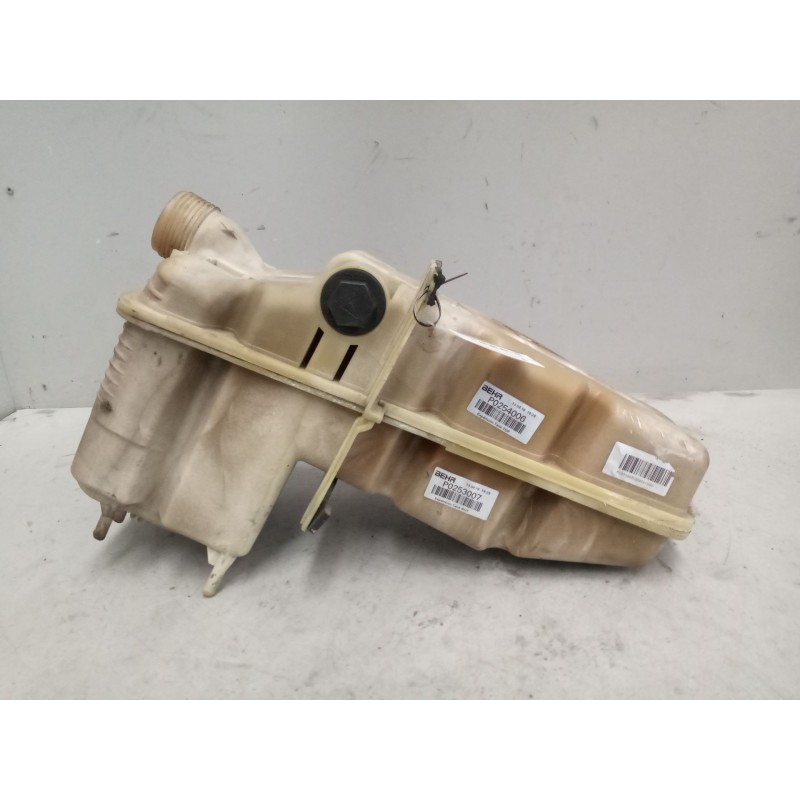 Recambio de deposito expansion para scania serie p/g/r (l-clase) 12.7 diesel referencia OEM IAM 2401669 - Blanco 4