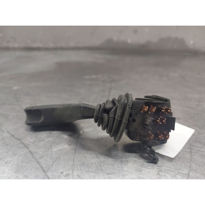 Recambio de mando limpia para opel corsa b swing referencia OEM IAM 90243394 - Rojo 2