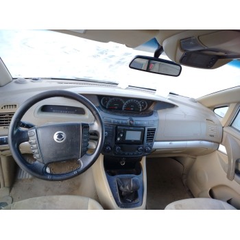 ssangyong rodius i del año 2010