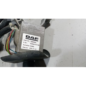 Recambio de mando intermitentes para daf serie xf105.xxx 12.9 diesel referencia OEM IAM 1892960  