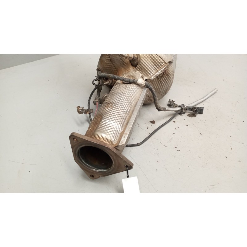 Recambio de catalizador para iveco daily vi caja/chasis 35s16, 35c16, 40c16, 50c16, 60c16, 65c16, 70c16 referencia OEM IAM 58027 - Blanco 3