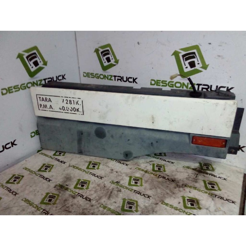 Recambio de moldura trasera cabina para daf serie 95 xf .480 fsafe (tipo .480) larga distancia referencia OEM IAM 1291171  PARTE