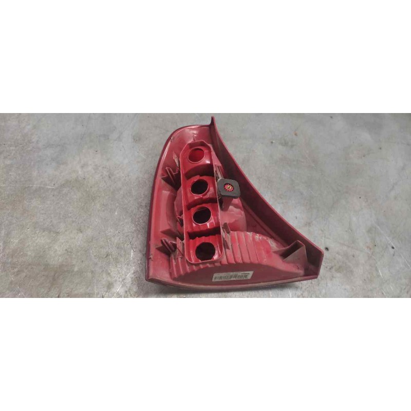Recambio de piloto trasero derecho para renault clio ii fase ii (b/cb0) authentique referencia OEM IAM - Negro 2