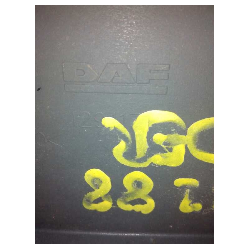 Recambio de moldura trasera cabina para daf serie 95 xf .480 fsafe (tipo .480) larga distancia referencia OEM IAM 1291171  PARTE 3
