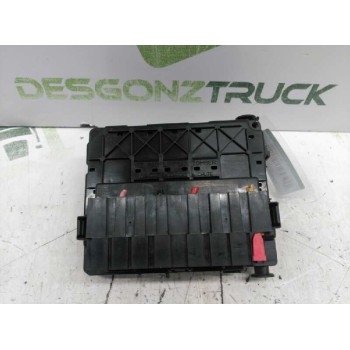 Recambio de caja reles / fusibles para peugeot 206 sw x-line refri referencia OEM IAM 6556Z1  