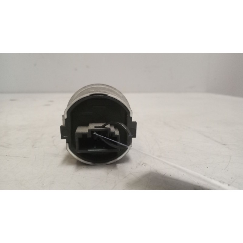 Recambio de mando luces para iveco eurocargo 05.03  5.9 diesel referencia OEM IAM 504317405 - Blanco 3