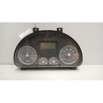 Recambio de cuadro instrumentos para iveco eurocargo 05.03  5.9 diesel referencia OEM IAM 504288694  