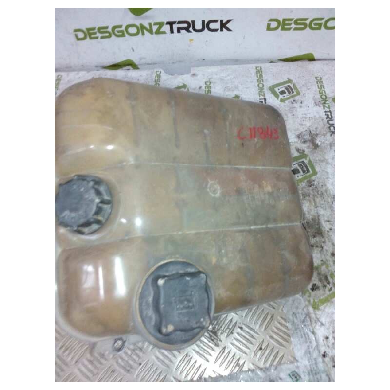 Recambio de deposito expansion para volvo fh 12 2002  12.1 diesel (d12d420) referencia OEM IAM 1676400 - Blanco 2