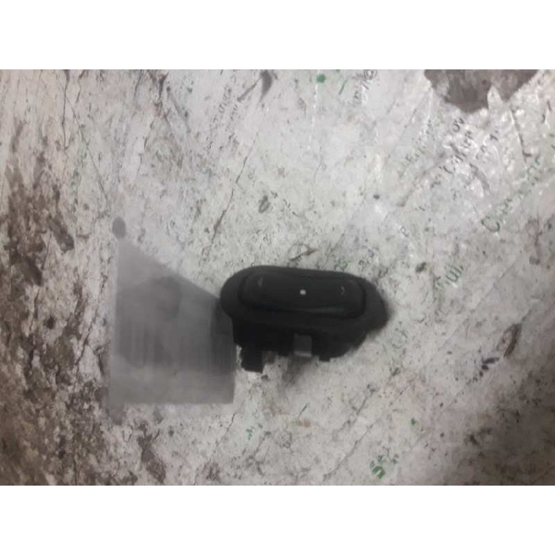 Recambio de mando elevalunas delantero derecho para opel astra g berlina club referencia OEM IAM 13363100 90561388 4 PINS