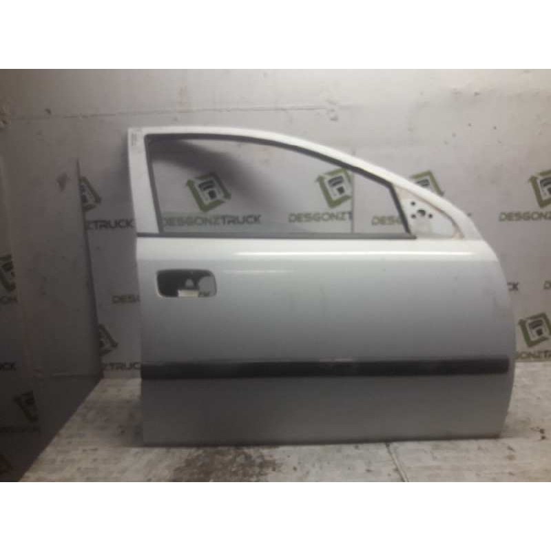 Recambio de puerta delantera derecha para opel astra g berlina club referencia OEM IAM - Blanco 2