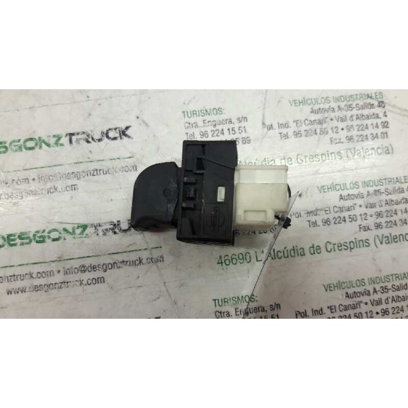 Recambio de mando elevalunas delantero derecho para nissan almera (n15) 2.0 diesel referencia OEM IAM 2