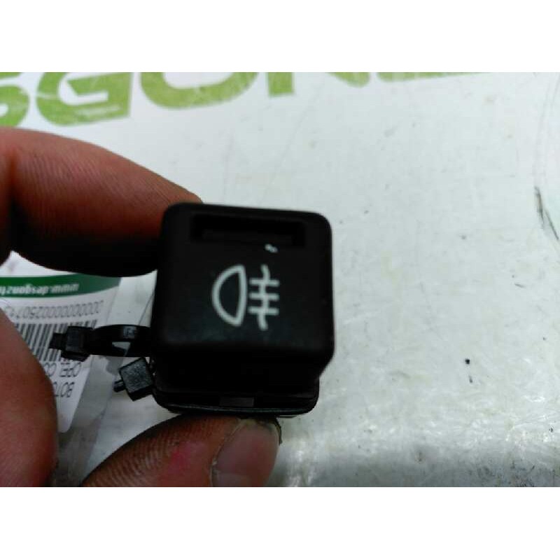 Recambio de boton antiniebla para opel corsa b swing referencia OEM IAM - Rojo 2