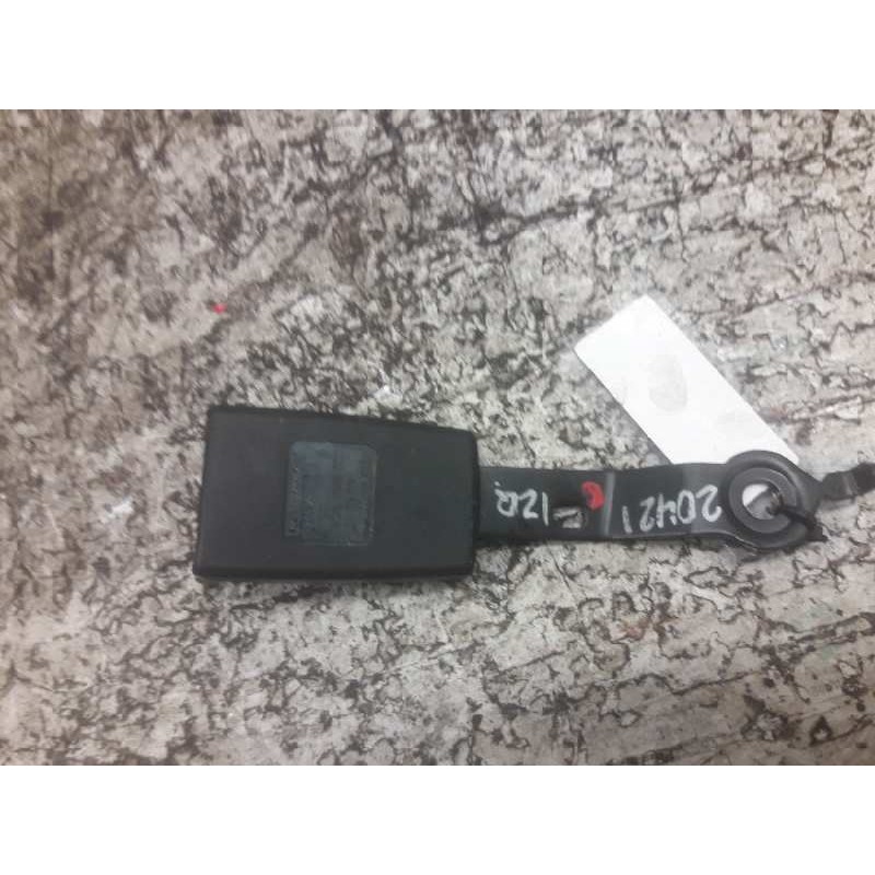 Recambio de enganche de cinturon delantero izquierdo para peugeot bipper básico referencia OEM IAM - Blanco 3