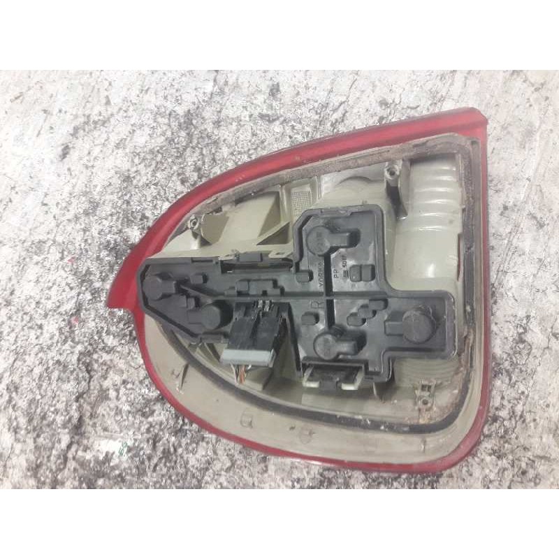 Recambio de piloto trasero derecho para opel corsa b base (e) referencia OEM IAM - Gris 2