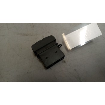 Recambio de interruptor para iveco eurocargo 05.03  5.9 diesel referencia OEM IAM 504316538  