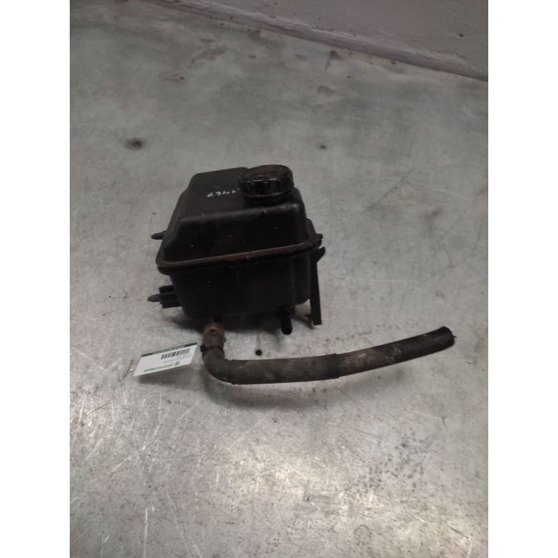 Recambio de deposito de direccion para peugeot 407 st confort referencia OEM IAM 2