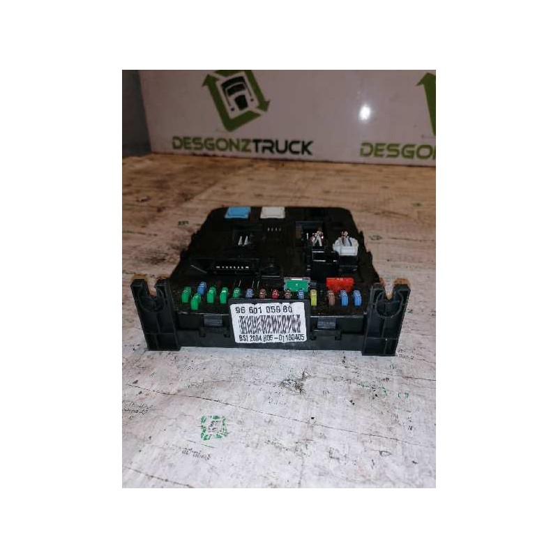 Recambio de caja reles / fusibles para peugeot 307 (s1) xs referencia OEM IAM 9660105980 281148373A BSI 2