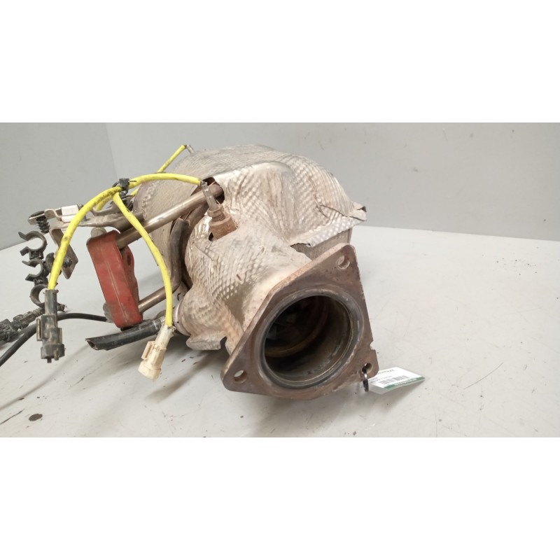 Recambio de catalizador para iveco daily vi caja/chasis 35s16, 35c16, 40c16, 50c16, 60c16, 65c16, 70c16 referencia OEM IAM 58028 - Blanco 3