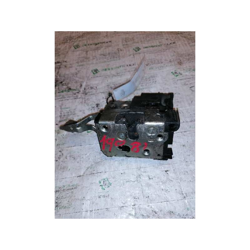 Recambio de cerradura puerta delantera derecha para renault rapid/express (f40) 1.6 d familiar (f404) referencia OEM IAM   
