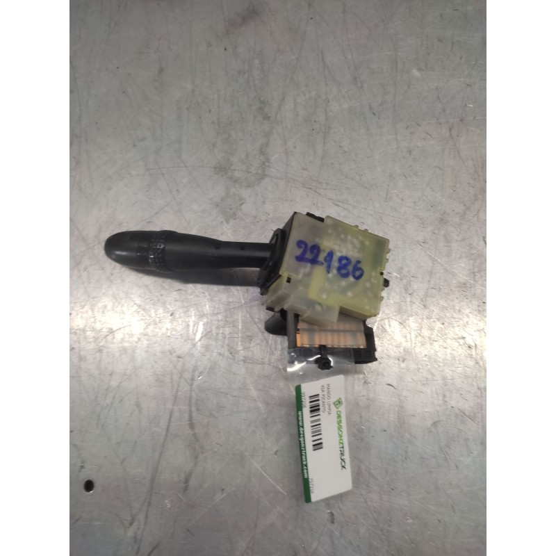 Recambio de mando limpia para kia picanto 1.1 active referencia OEM IAM 75733A - Verde 2