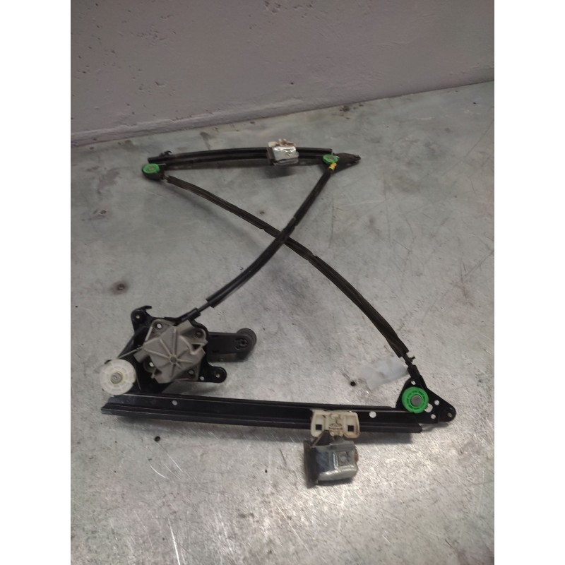 Recambio de elevalunas trasero izquierdo para ford galaxy (vy) ghia referencia OEM IAM  MANUAL 2