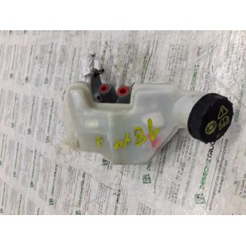 Recambio de bomba freno para ford fiesta (cbk) ambiente referencia OEM IAM 03350884931  