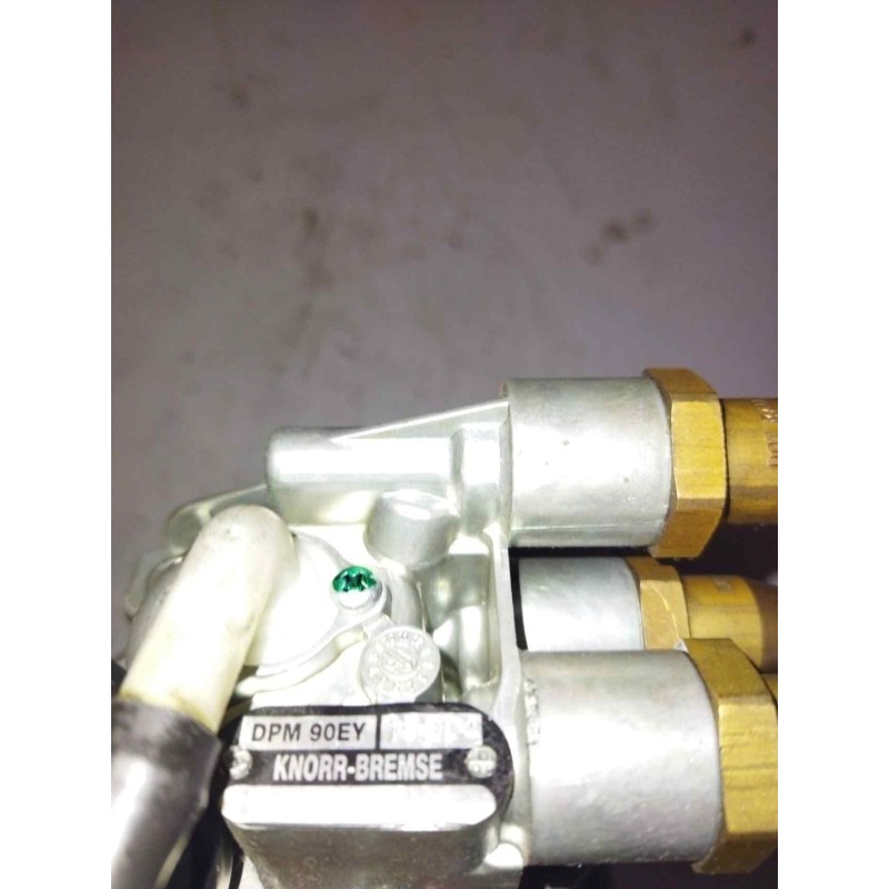 Recambio de palanca freno de mano para iveco stralis (as) fsa t / p 4x2 gran espacio referencia OEM IAM DPM90EY - Amarillo 2