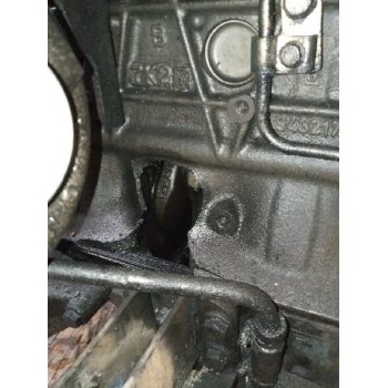 Recambio de despiece motor para iveco daily combi referencia OEM IAM 814043N  