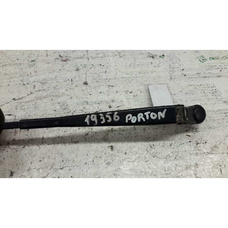 Recambio de brazo limpia trasero para tata safari 1.9 referencia OEM IAM 2