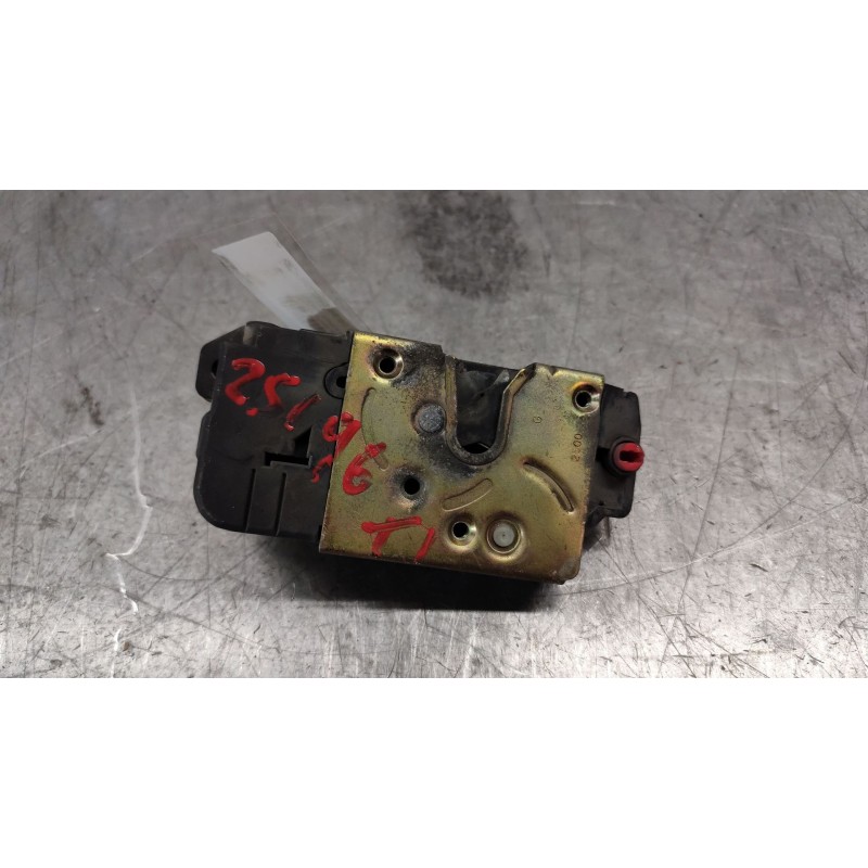 Recambio de cerradura puerta trasera izquierda para peugeot 206 berlina xr referencia OEM IAM 4PINES  