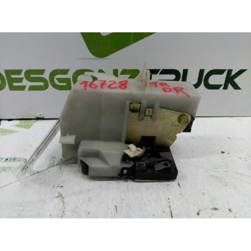 Recambio de cerradura puerta trasera derecha para renault clio ii fase i (b/cbo) 1.2 alize referencia OEM IAM 7701469941 - Gris