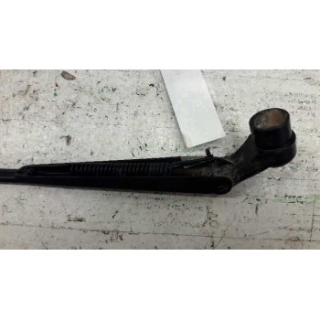 Recambio de brazo limpia trasero para tata safari 1.9 referencia OEM IAM   
