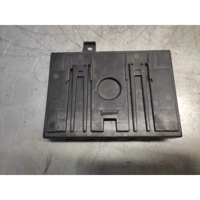 Recambio de caja reles / fusibles para ford fiesta (cb1) econetic referencia OEM IAM 8V5115K600CG - Azul 3