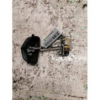 RETENEDOR PUERTA TRASERA DERECHA