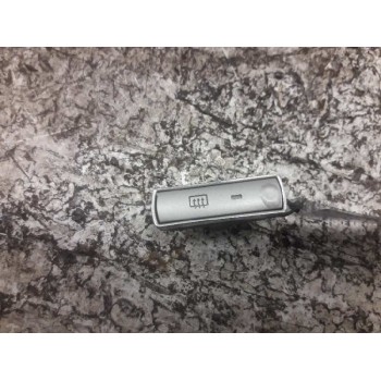 BOTON ANTIVAHO 6M2T18C621AB 4 PINS 