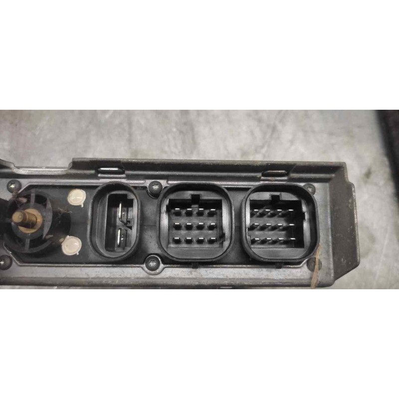 Recambio de centralita motor uce para renault master combi desde '98 l1h1   batalla 3078 6 - plazas referencia OEM IAM 820005488 - Blanco 2