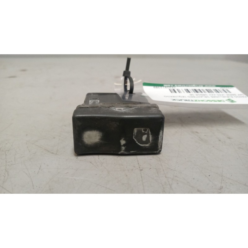 Recambio de mando elevalunas delantero izquierdo para daf serie lf45.xxx desde 06 referencia OEM IAM 7420912389  