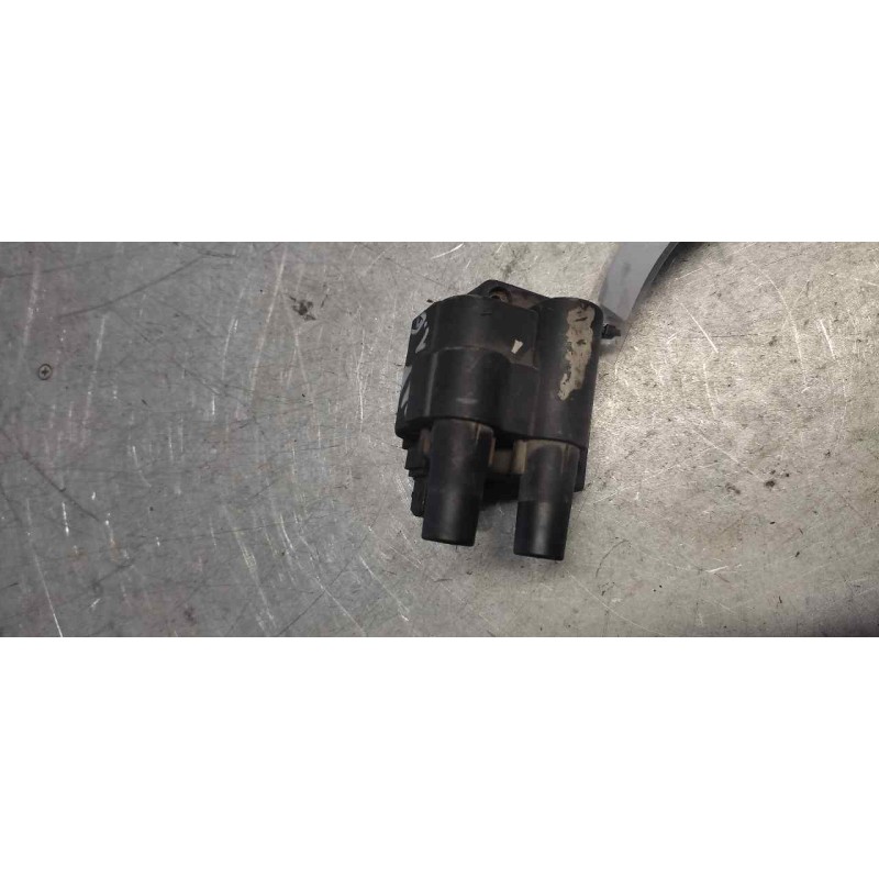 Recambio de bobina encendido para renault megane i classic (la0) 1.6 referencia OEM IAM 7700100589D 3 PINS 3