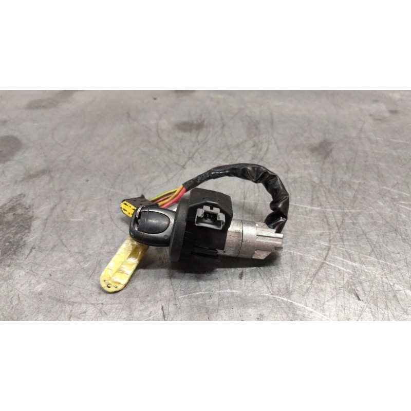 Recambio de conmutador de arranque para renault clio ii fase ii (b/cb0) authentique referencia OEM IAM   